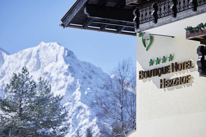 Bauernhof für 4 Personen, mit Sauna und Pool sowie Garten im Kleinwalsertal