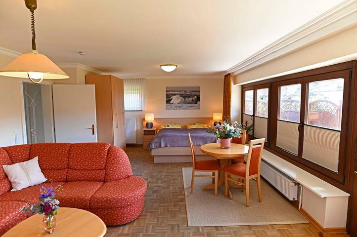 Ganze Wohnung, Haus Zephir 1-Zimmerwohnung Nr. 1 unten in Westerland, Sylt (Gemeinde)
