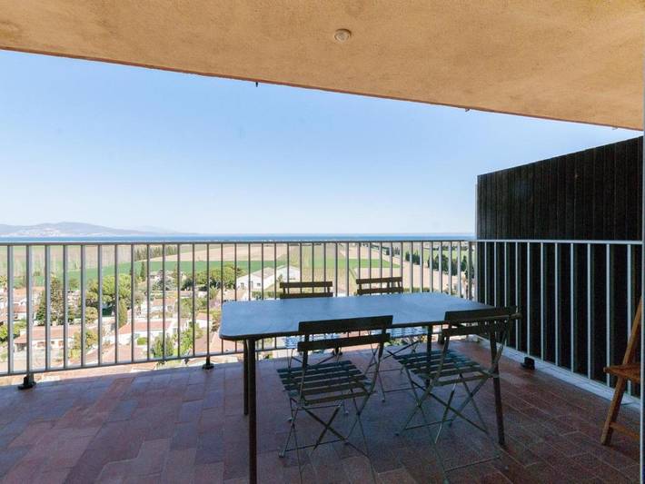 Apartamento de vacaciones para 5 personas, con terraza y jardín - 1