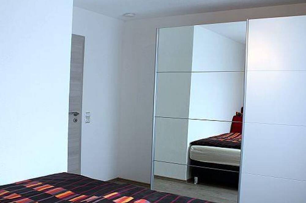 Ganze Wohnung, 4-Bett-Ferienwohnung Maaridyll - Maarberg Resort in Schalkenmehren, Vulkaneifel