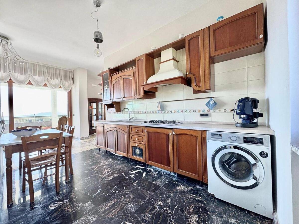 Appartamento intero, Two-Bedroom Apartment in Pozzuoli, Napoli e dintorni