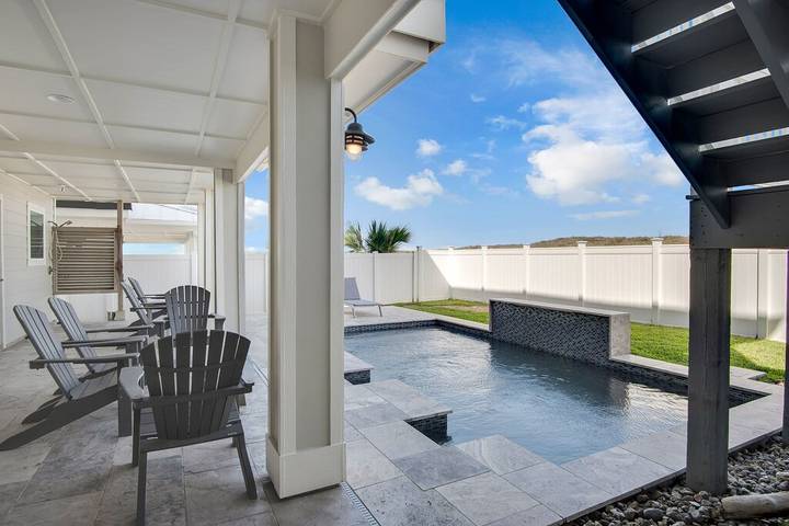 Vacation house for 12 people, with yard and pool as well as balcony in Corpus Christi