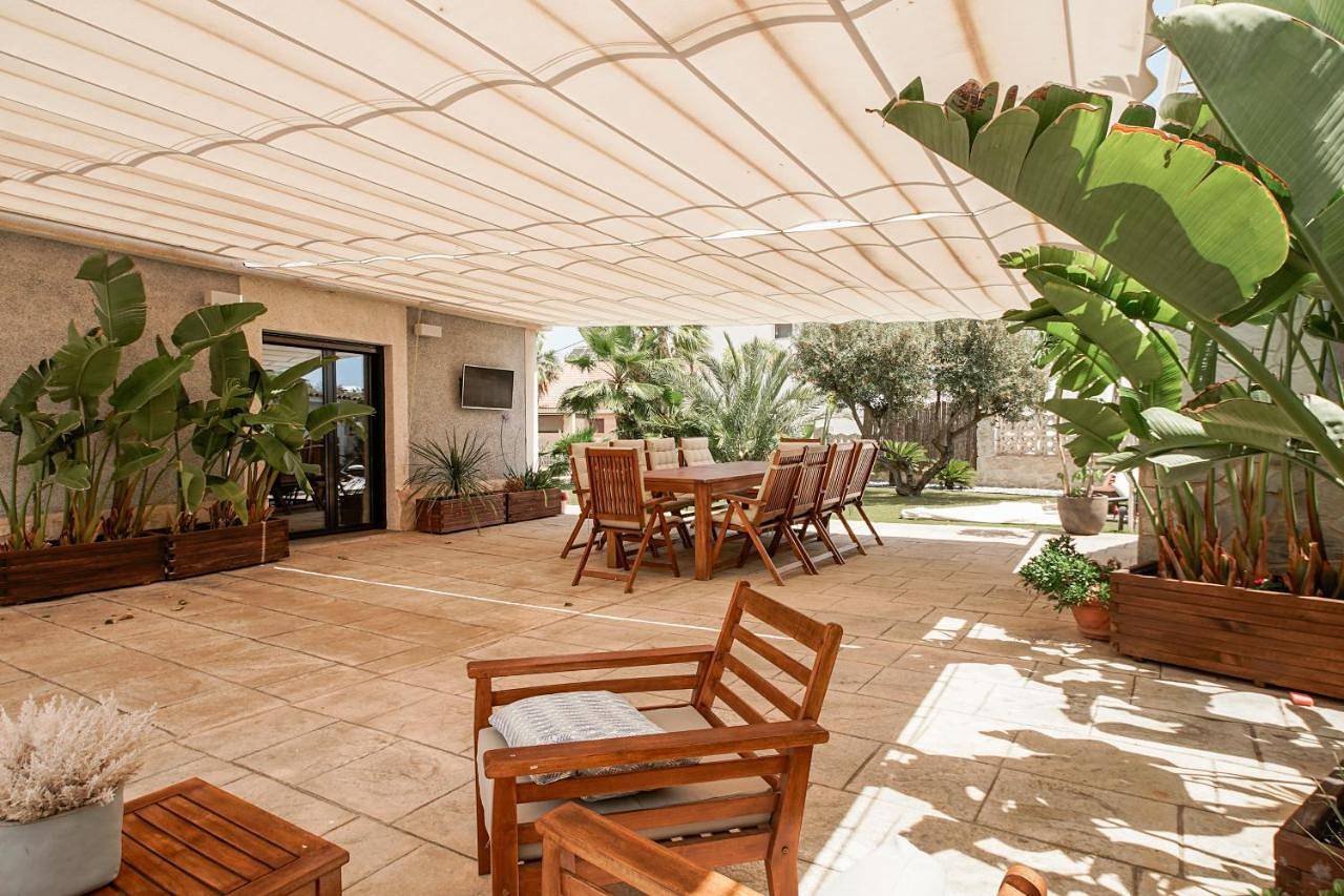 Villa in El Cabo de las Huertas, Alicante