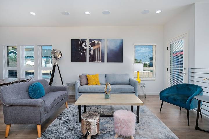 Holiday home for 10 people, with hot tub and balcony in Hollywood