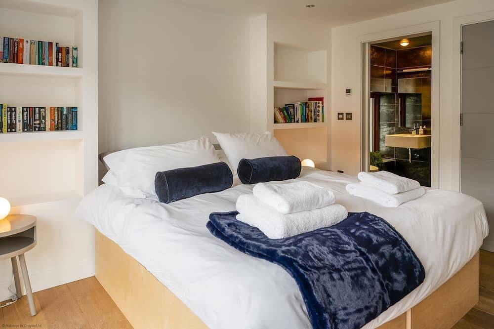 Impresionante conversión de granero en el corazón de Croyde Village. in Croyde, Devon