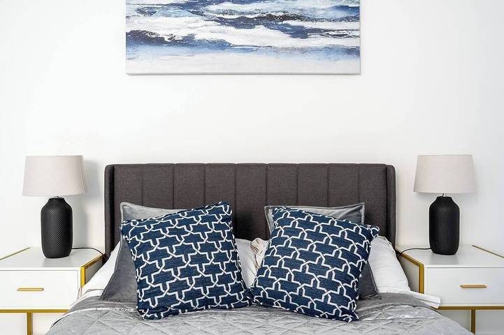 Ganze Wohnung, Stilvolles Apartment mit 2 Betten im Zentrum von Rochester für 4 Personen, Netflix-Arbeitsbereich in Rochester, Kent Downs