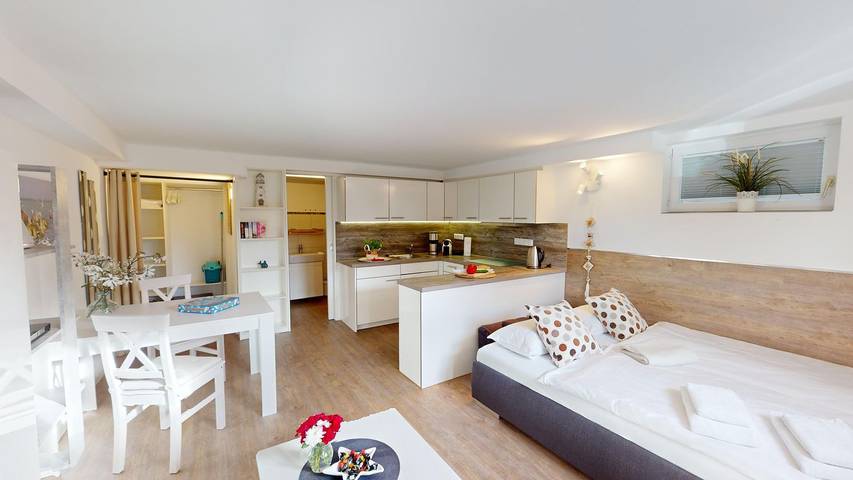 Appartement entier, Kleine, strandnahe Ferienwohnung "Boje" für 2 Gäste und Hund in Grömitz, Holstein de l'Est
