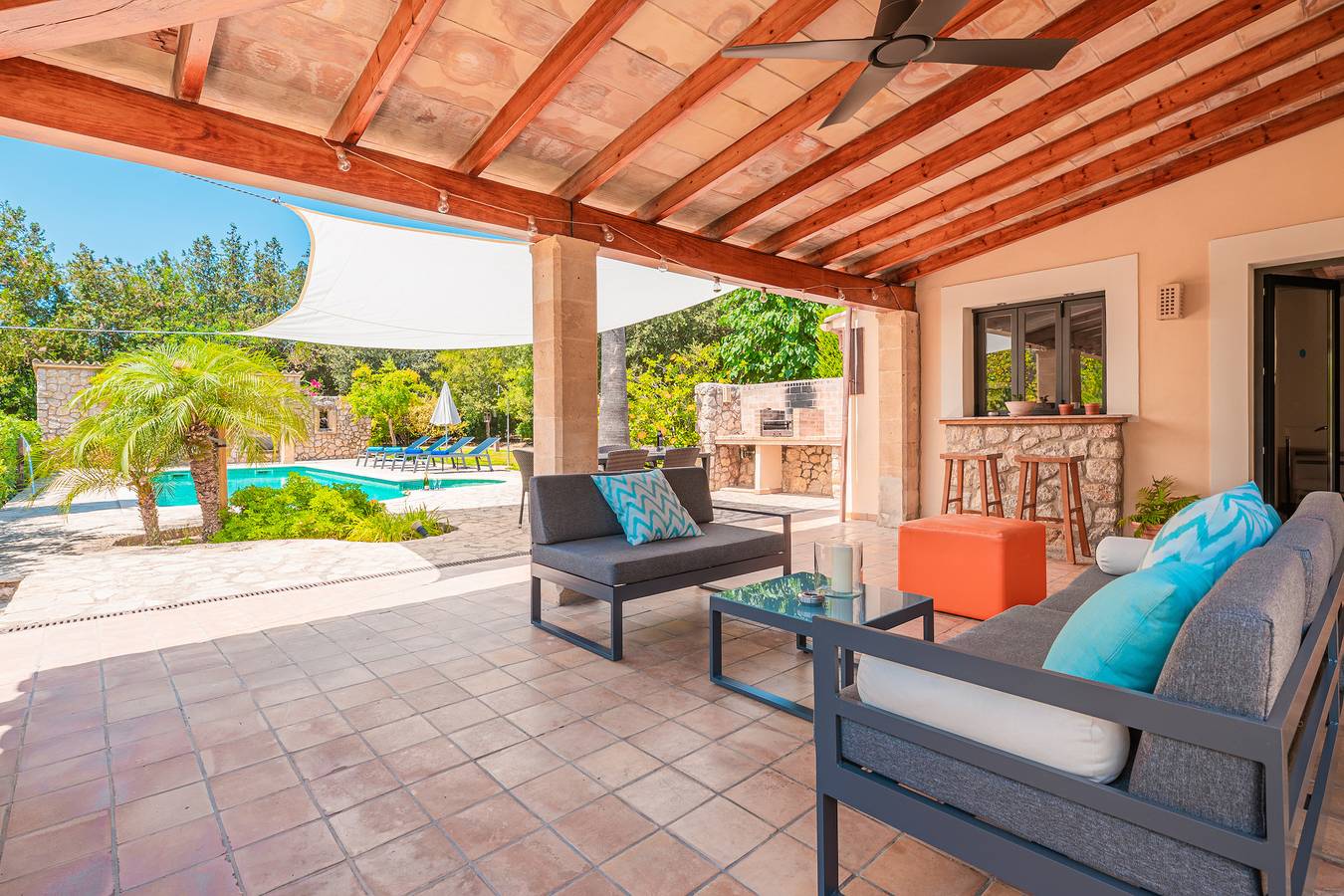 Villa Cal Llenyater close to the Beach with Terraces, A/C & Wi-Fi in Pollença Town, Pollença