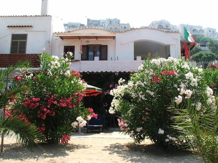 Gîte pour 6 personnes, avec terrasse et vue à Peschici - 2