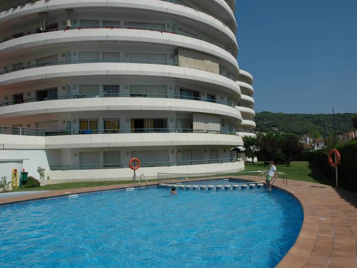 Holiday apartment for 3 people, with garden and pool - 1