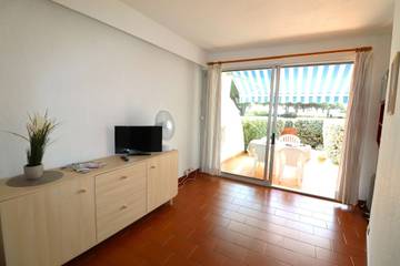 Appartement De Vacances pour 6 Personnes dans Port Camargue, Le Grau-du-Roi, Photo 2