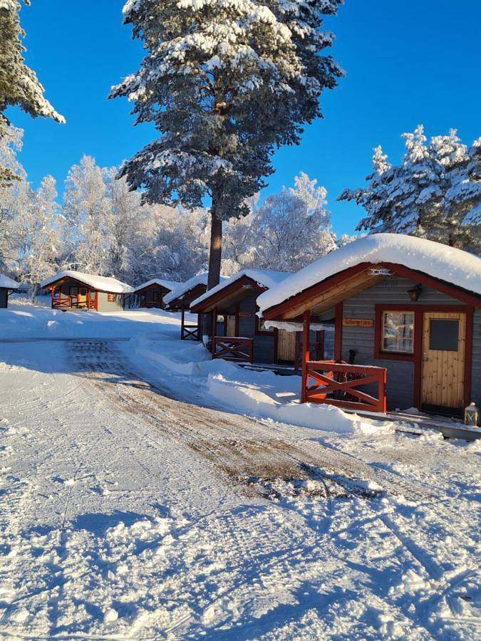Camping für 4 Personen, mit Garten und Ausblick in Nordschweden