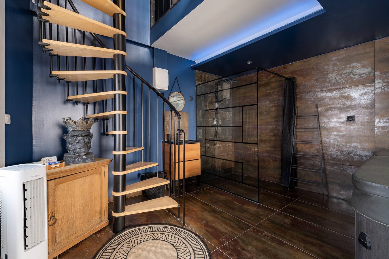 Appartement entier, T'Es O Spa - Charmant Studio avec Jacuzzi in Lens, Région de Lens