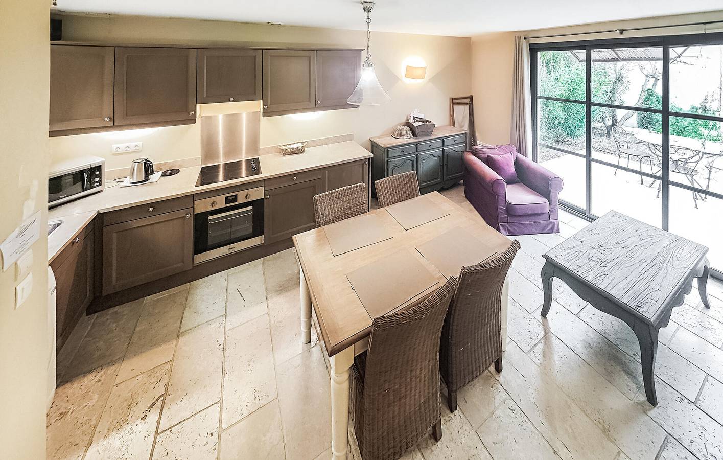 Appartement douillet avec lave-linge à 2,5 km de Tournissan in Saint-Laurent-de-la-Cabrerisse, Région de Narbonne