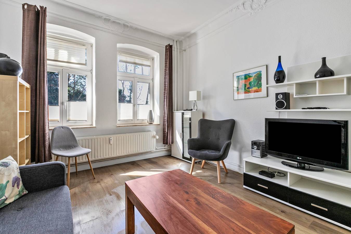 Apartamento entero, Apartamento 'Möbiliertes Wohnen Auf Dem Sandberg' con terraza privada y Wi-Fi in Flensburgo, Fiordo de Flensburg