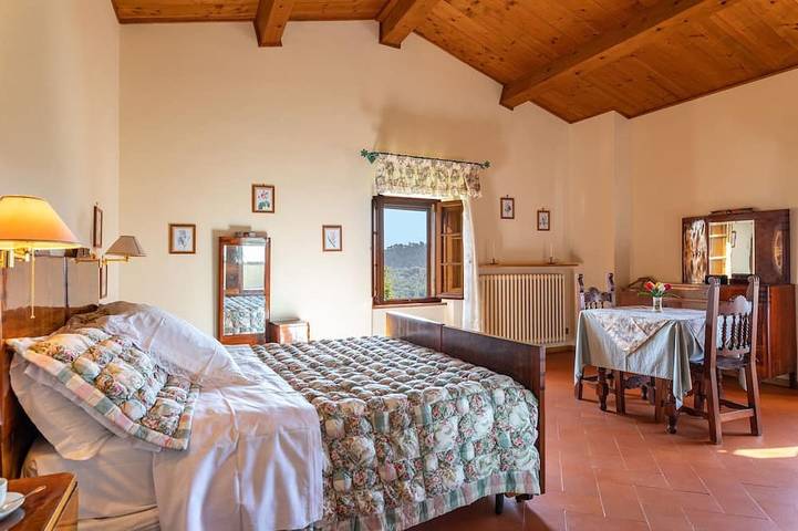 Elegantes historisches Haus, perfekt restauriert im typisch toskanischen Stil, mit herrlichem Blick, in Chiusdino, Siena Provinz