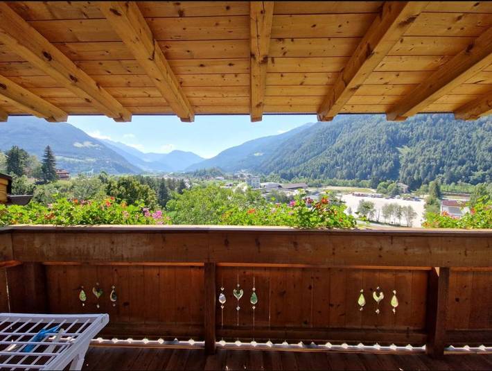 Ferienwohnung für 6 Personen, mit Balkon und Terrasse sowie Garten und Ausblick in Sterzing - 3