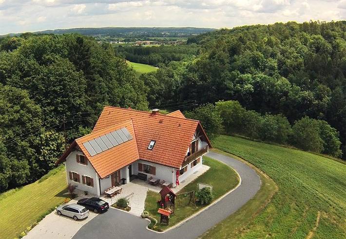 Zimmer für 4 Personen, mit Ausblick und Garten, kinderfreundlich - 1