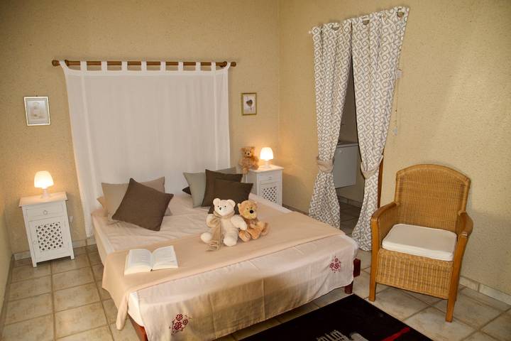 Gîte pour 7 personnes, avec piscine, adapté aux familles à Monflanquin - 4