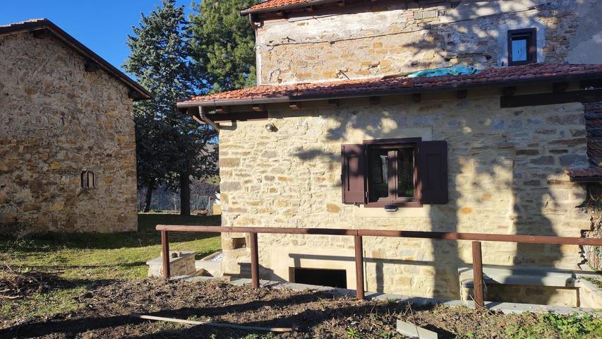 Agriturismo per 6 persone, con Idromassaggio e Giardino