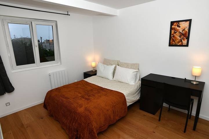 Location de vacances pour 15 personnes, avec Jacuzzi et Jardin à Rosny-sous-Bois - 3