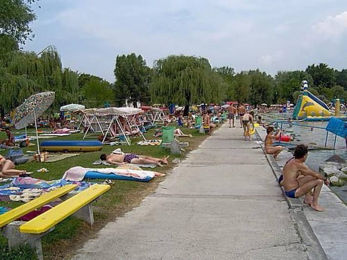 Ganze Wohnung, Wohnung in Fonyód mit Grill und Garten in Fonjod, Plattensee Südufer