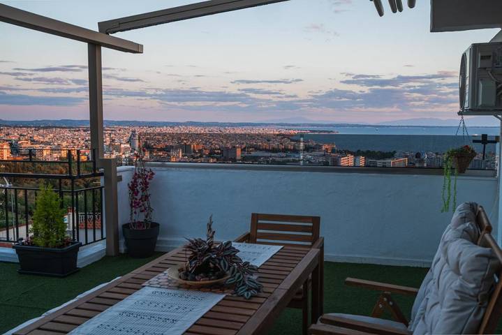 Ferienwohnung für 7 Personen, mit Ausblick und Balkon - 1
