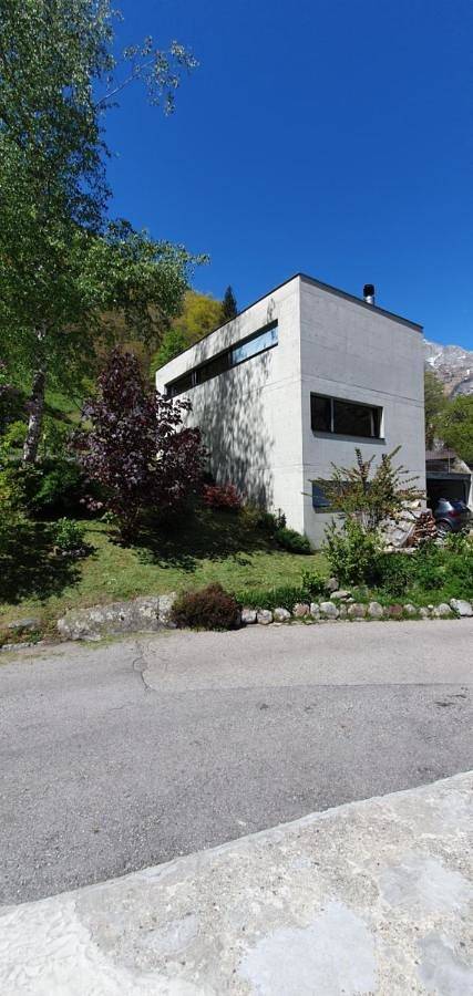Gîte pour 2 personnes, avec Terrasse ainsi que Jardin et Vue à Sonogno