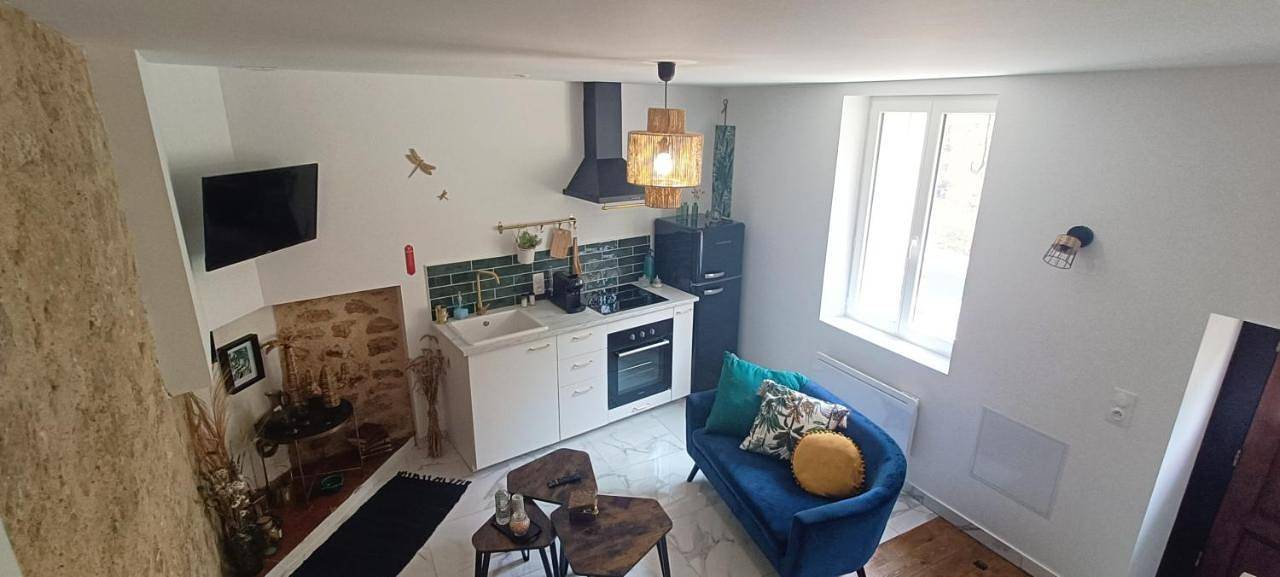 One-Bedroom House in Duravel, Quercy
