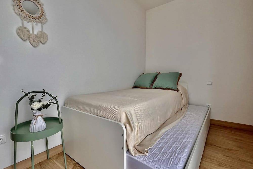 Entire apartment, Bright apartment with garage in Suances in Suances, Cantabrian Coast