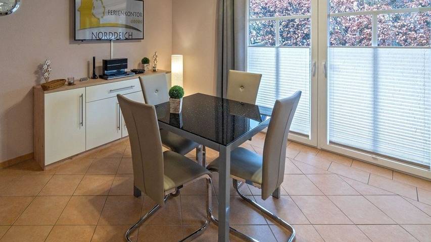 Hütte für 2 Personen, mit Terrasse in Norddeich