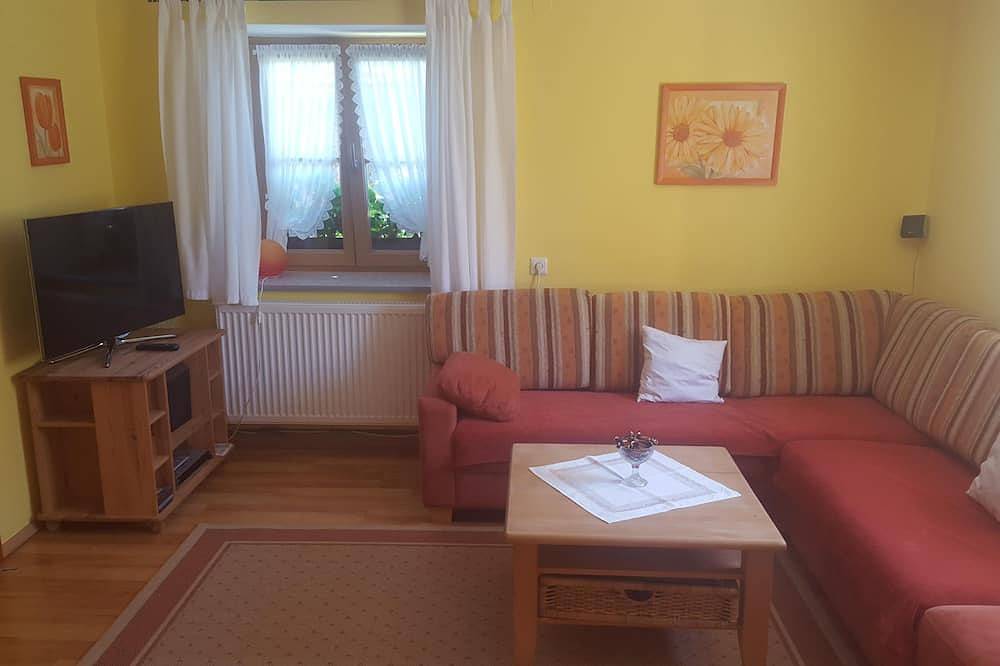 Ganze Wohnung, Familienfreundliche Ferienwohnung in zentraler Lage in Truchtlaching, Seebruck