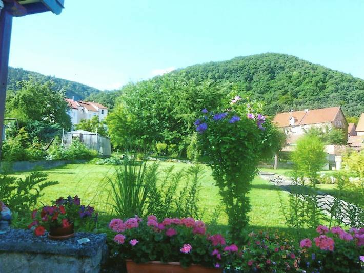 Ferienwohnung für 2 Personen, mit Balkon und Terrasse sowie Garten in Thale