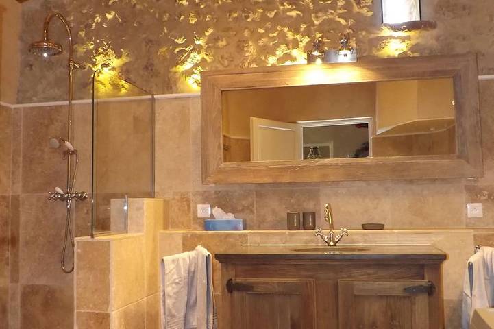 Gîte pour 2 personnes, avec terrasse et jardin à Durban-Corbières - 4