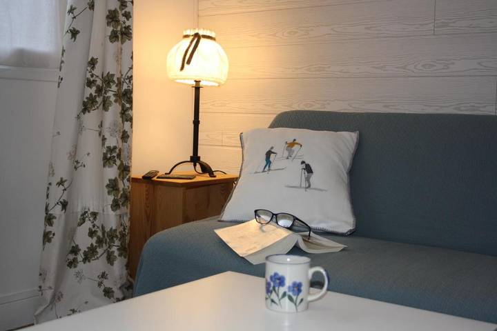 Gîte pour 5 personnes, avec Balcon ainsi que Terrasse et Vue à Esterre - 3