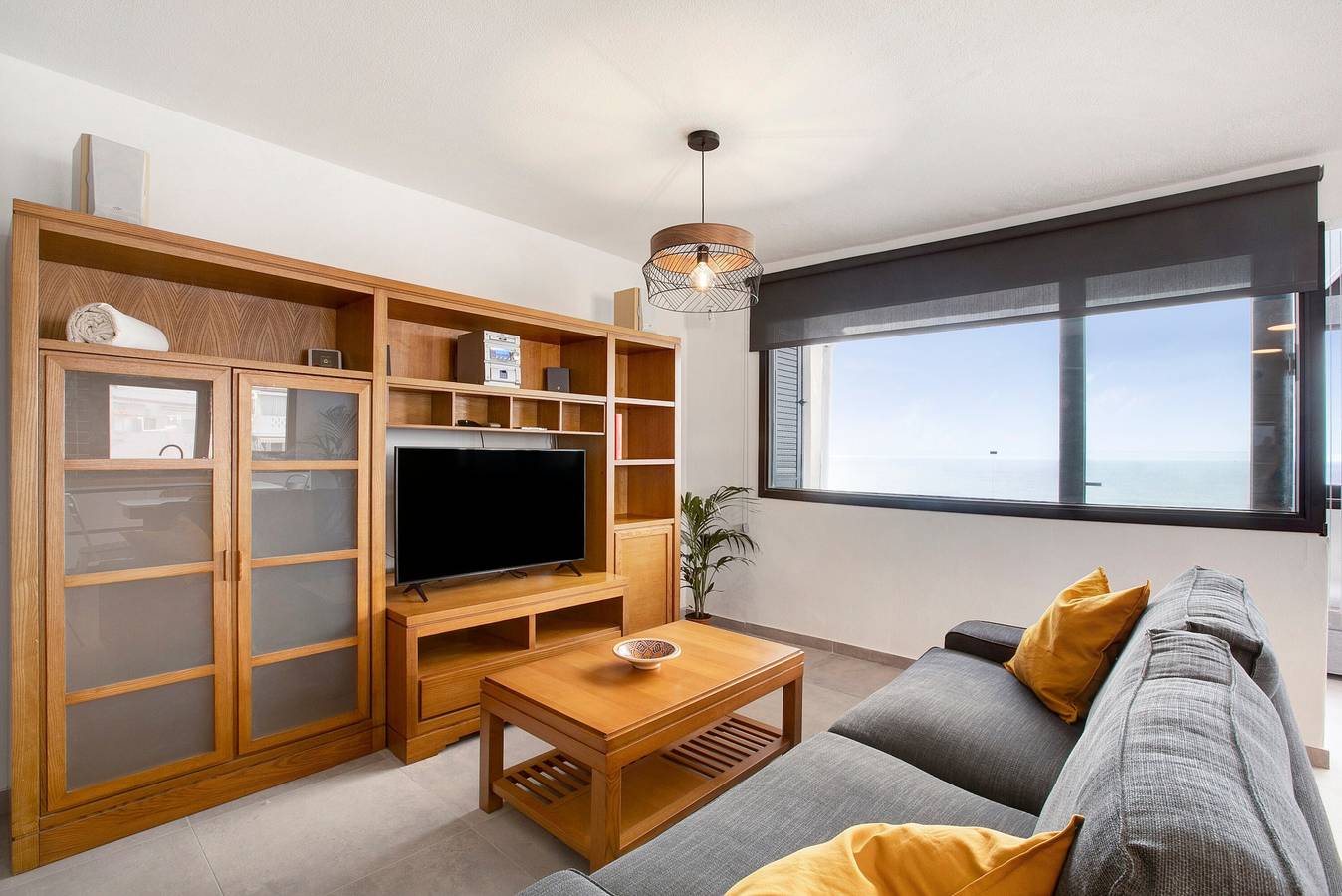 Ganze Wohnung, Ferienwohnung 'Atlántico' mit Meerblick, privater Terrasse und Wlan in Playa de los Roques, Los Realejos