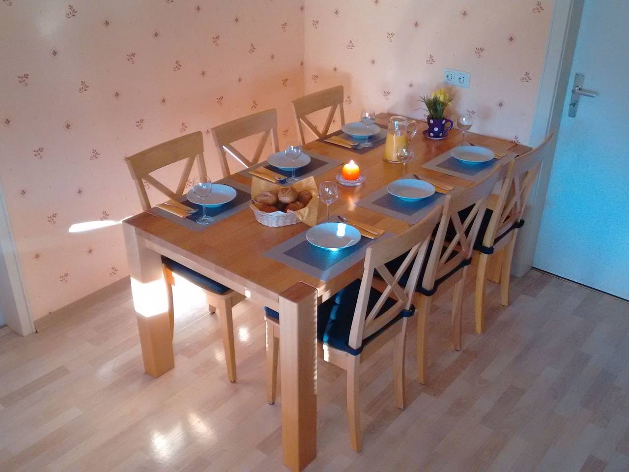 Ganze Wohnung, Komfortable Ferienwohnung mit großem Garten in Misselwarden, Cuxland