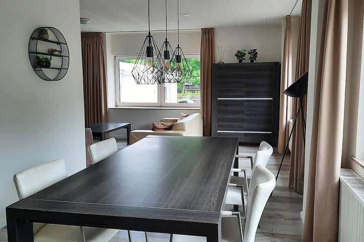 Ferienwohnung für 4 Personen, mit Balkon und Garten