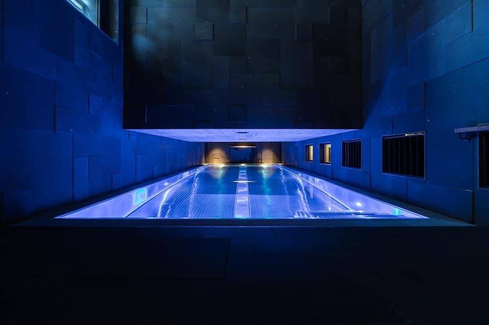 Ganze Wohnung, 2-bedroom apartment in serene Andermatt perfect for your getaway, with pool in Andermatt, Skiarena Andermatt-Sedrun