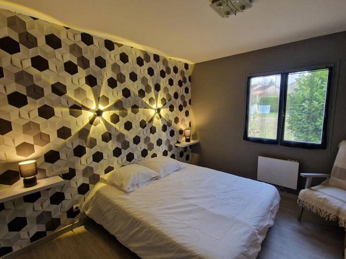 Chambre d’hôte pour 2 personnes, avec vue et terrasse à Saint-Martial-de-Valette