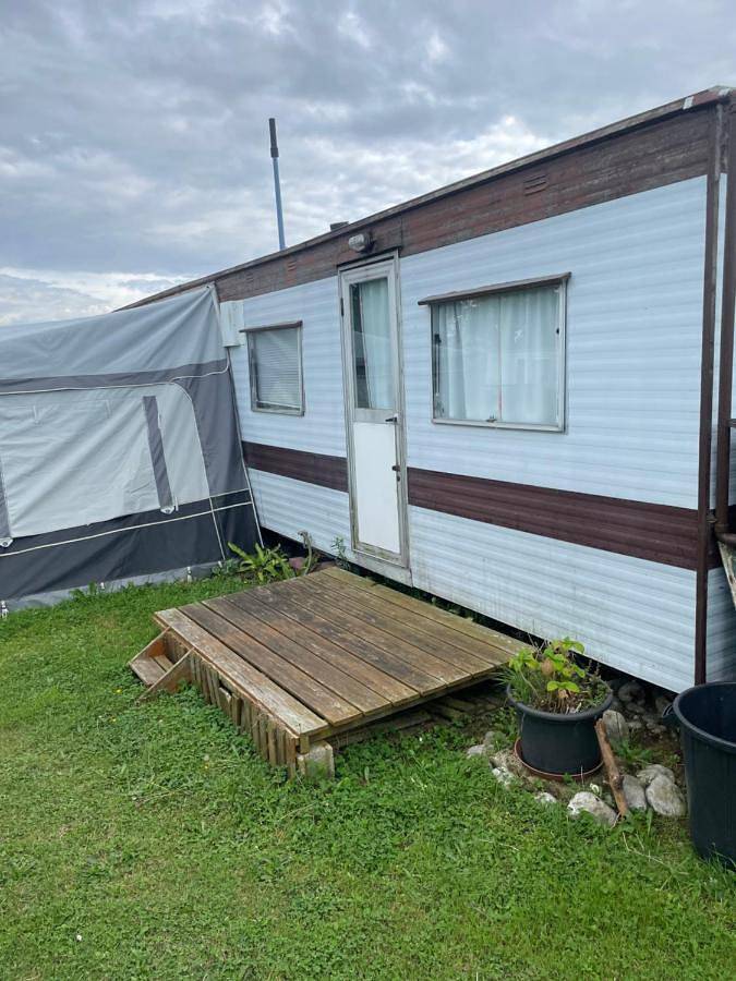 Camping pour 4 personnes, avec vue