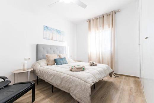 Apartamento de vacaciones para 8 personas, con vistas además de piscina y terraza - 1