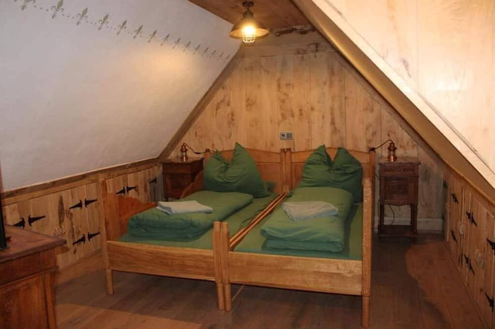 Ganze Wohnung, Gästewohnung Bohlenstube in Birkenfelde, Region Eichsfeld