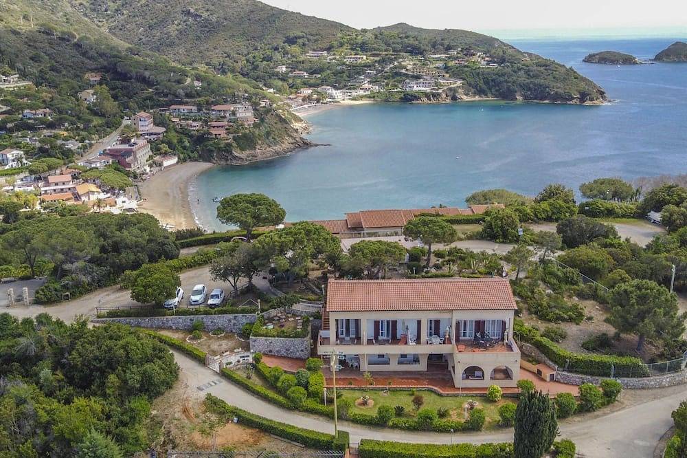Appartamento intero, Turistica by Interhome in Morcone, Isola d'Elba