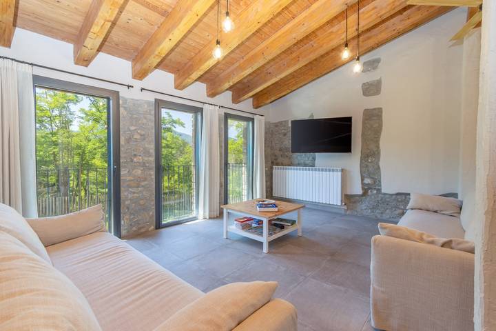 Casa rural para 14 personas, con jardín, Familias con niños en Provincia de Gerona - 3