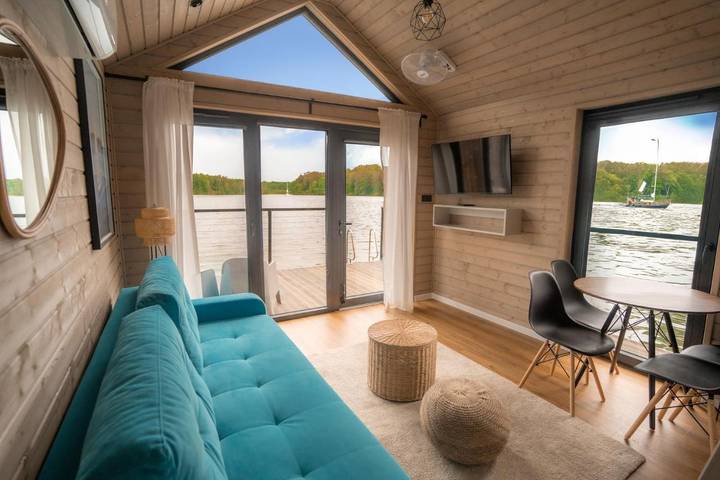 Bungalow dla 6 osób, z Jacuzzi i Taras oraz Ogród i Basen na Mazury
