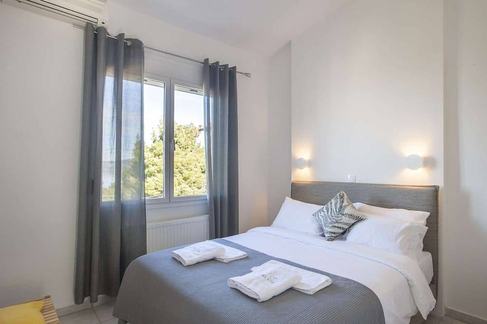 Apartamento entero, Alterra Vita Apartments: Apartment with Attic and sunset view in Neos Marmaras, Sithonia Peninsula