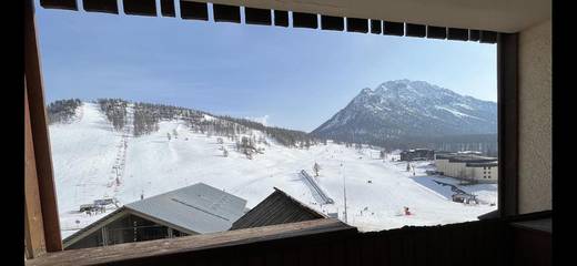 Gîte pour 4 personnes, avec balcon et vue dans Office De Tourisme De Montgenevre