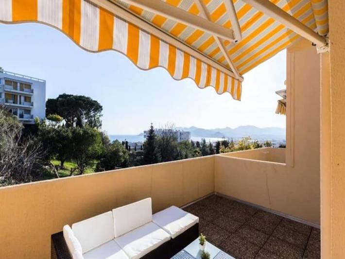 Gîte pour 4 personnes, avec piscine et terrasse dans Cannes La Bocca - 3