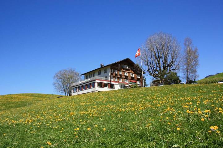 Hotel für 2 Personen, mit Terrasse und Garten sowie Sauna in Schwende